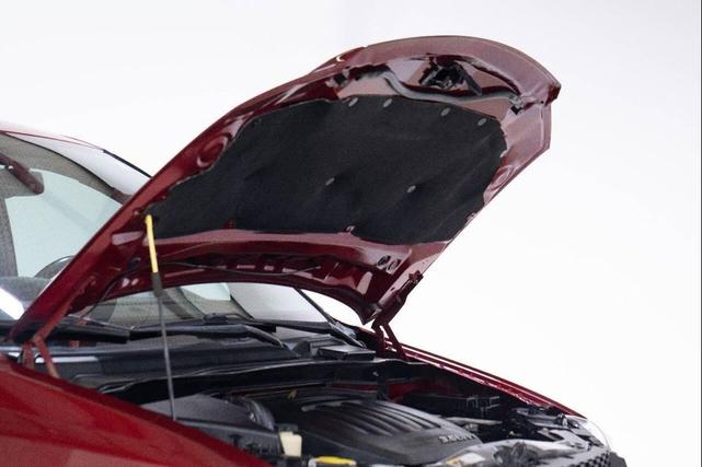 Photo of 2015 Red Dodge Grand Caravan