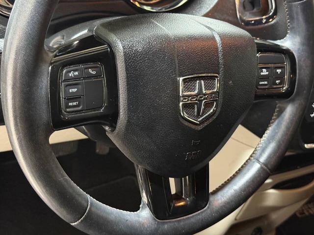 Photo of 2015 Red Dodge Grand Caravan
