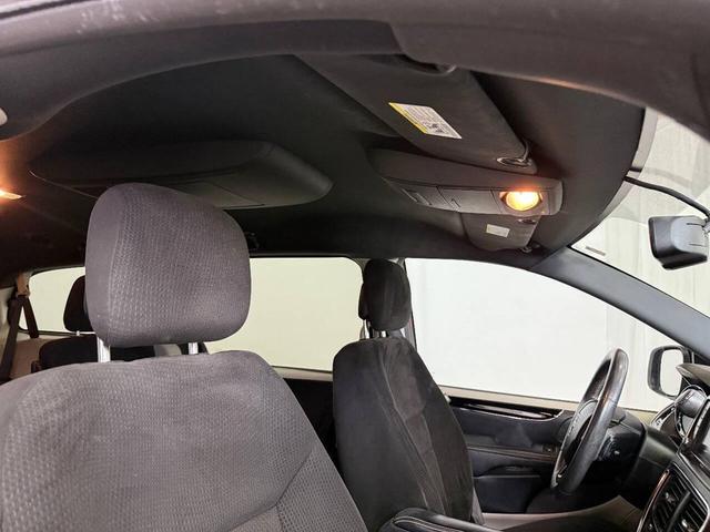 Photo of 2015 Red Dodge Grand Caravan
