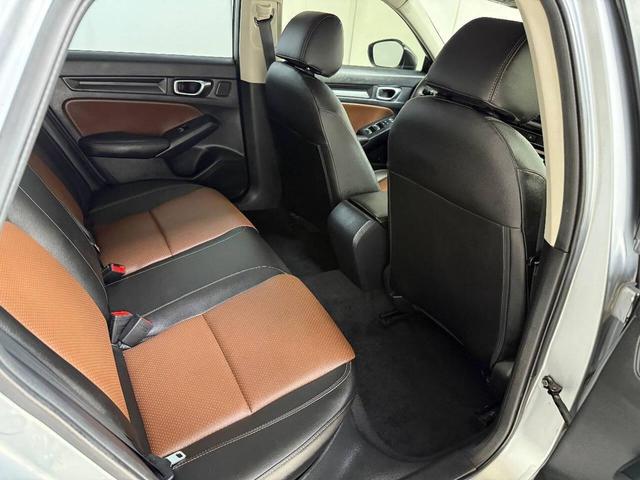 Photo of 2023 Silver Honda Civic