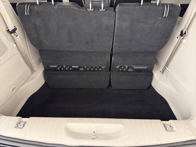 Photo of 2022 Black Chrysler Pacifica