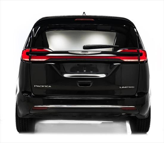 Photo of 2022 Black Chrysler Pacifica