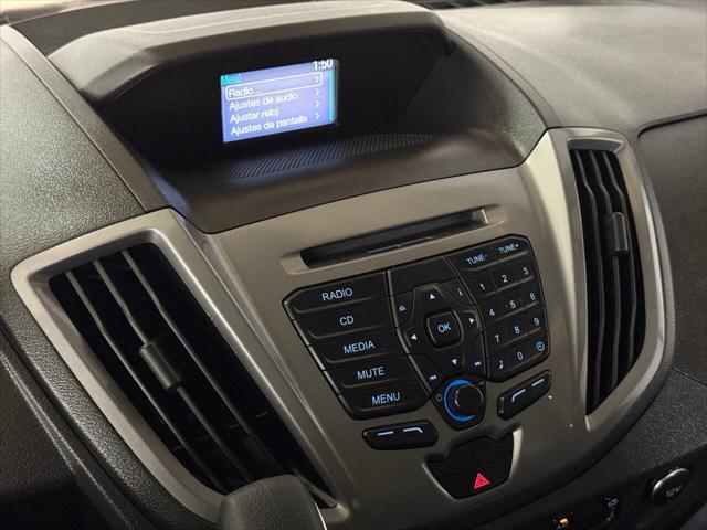 Photo of 2015 White Ford Transit-350