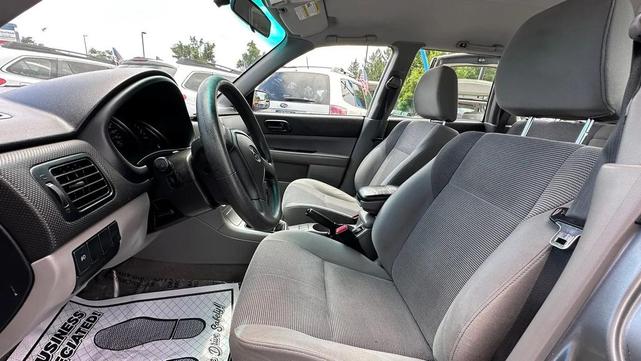 Photo of 2007 Gray Subaru Forester