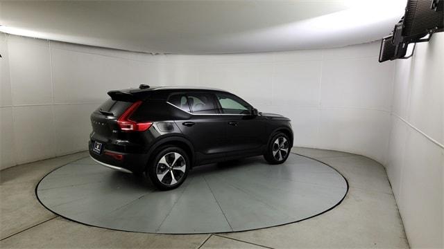 Photo of 2025 Onyx Black Volvo XC40