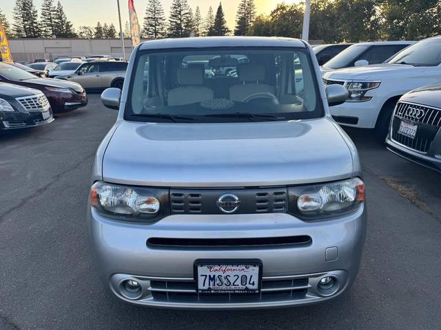 Photo of 2011 Chrome Silver Metallic Nissan Cube