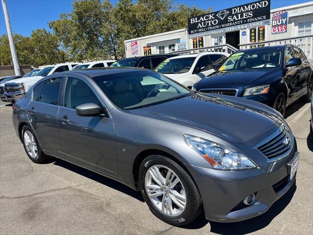 2015 Infiniti Q40