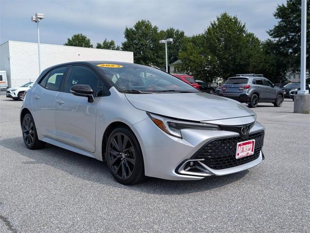 Photo of 2023 Classic Silver Metallic Toyota Corolla Hatchback