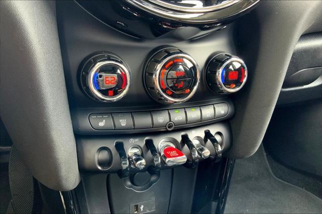Photo of 2024 White Metallic MINI Hardtop
