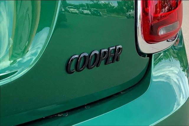 Photo of 2023 British Racing Green MINI Hardtop