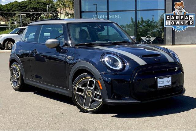Photo of 2024 Black Metallic MINI Hardtop