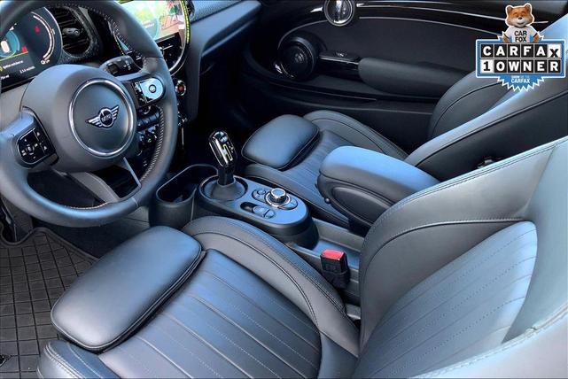 Photo of 2024 Black Metallic MINI Hardtop