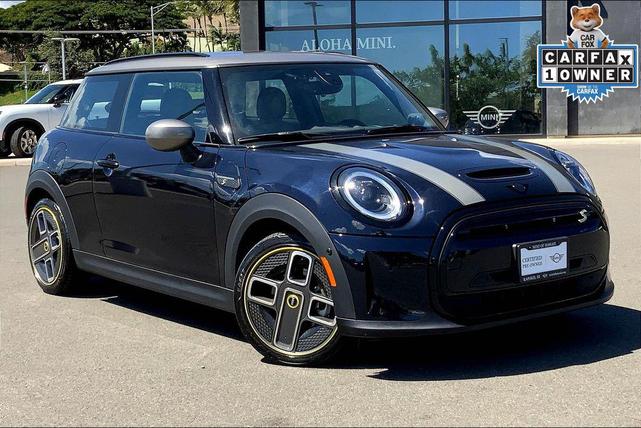 Photo of 2024 Black Metallic MINI Hardtop