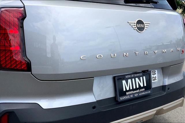 Photo of 2025 Silver MINI Countryman
