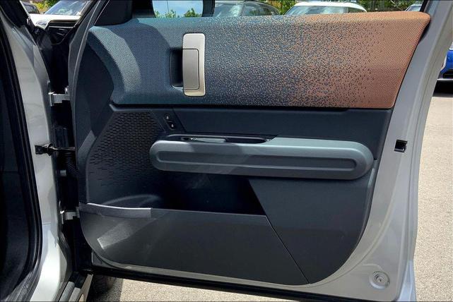 Photo of 2025 Silver MINI Countryman