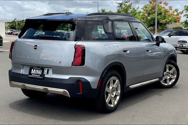 Photo of 2025 Silver MINI Countryman