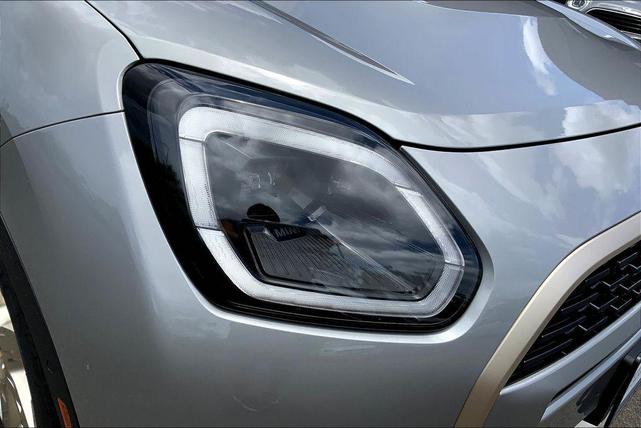 Photo of 2025 Silver MINI Countryman