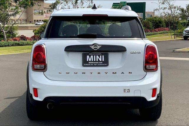 Photo of 2020 Light White MINI Countryman