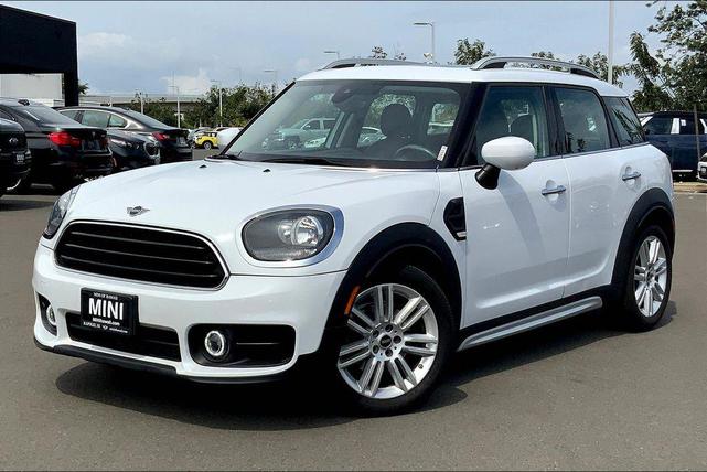 Photo of 2020 Light White MINI Countryman