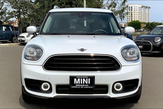 Photo of 2020 Light White MINI Countryman