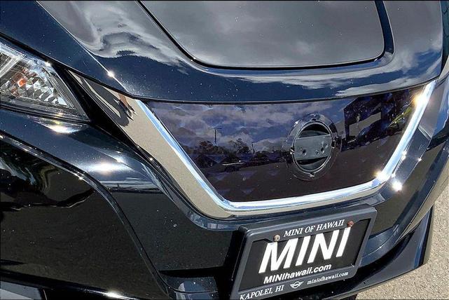 Photo of 2021 Super Black Nissan Leaf