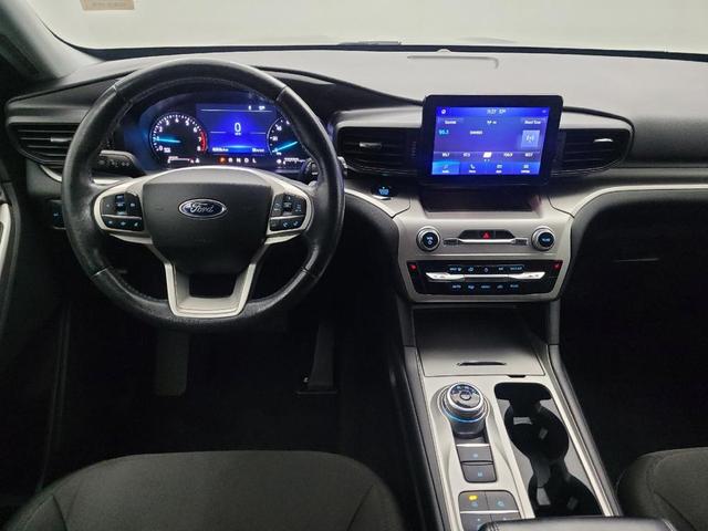 Photo of 2021 Gray Ford Explorer