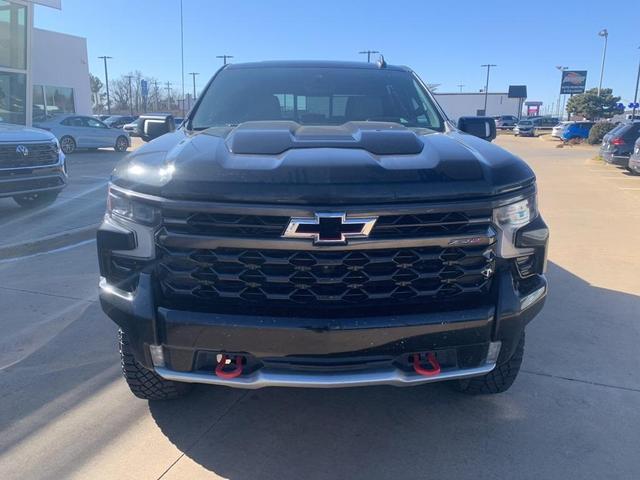 Photo of 2023 Black Chevrolet Silverado 1500