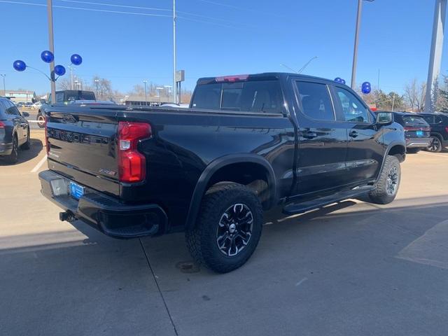 Photo of 2023 Black Chevrolet Silverado 1500