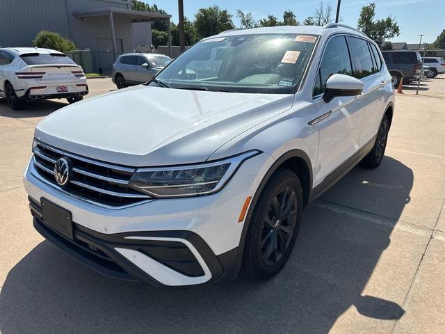 Photo of 2024 Pure White Volkswagen Tiguan
