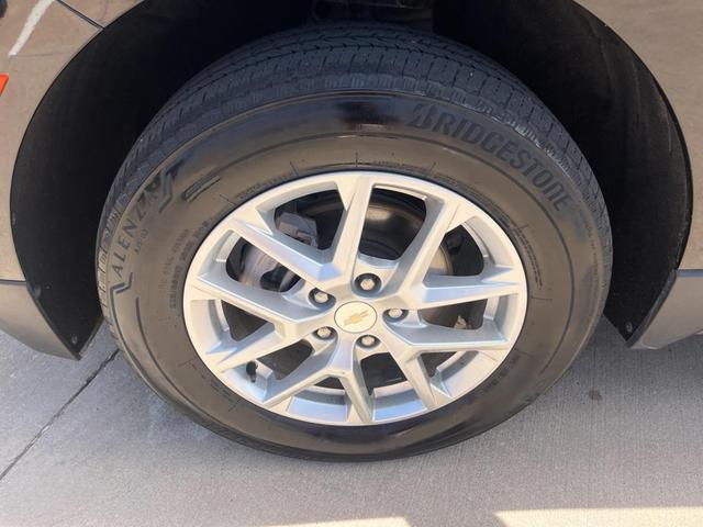 Photo of 2023 Mosaic Black Metallic Chevrolet Equinox