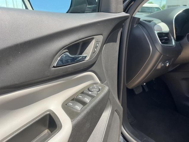 Photo of 2023 Mosaic Black Metallic Chevrolet Equinox