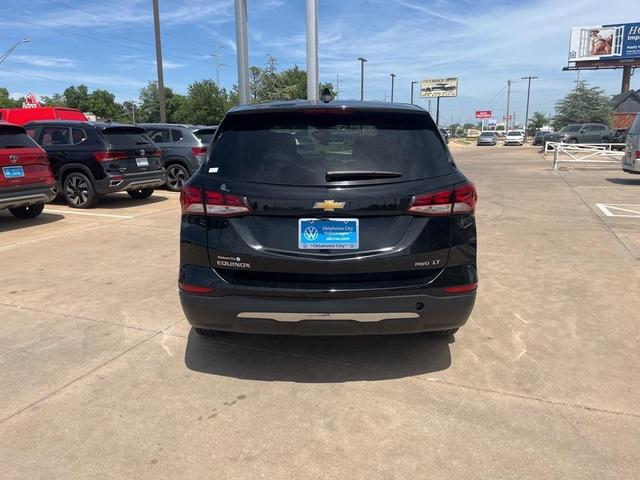 Photo of 2023 Mosaic Black Metallic Chevrolet Equinox