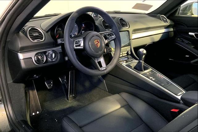 Photo of 2025 Aventurine Green Metallic Porsche 718 Cayman