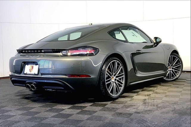 Photo of 2025 Aventurine Green Metallic Porsche 718 Cayman
