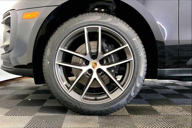 Photo of 2025 Black Porsche Macan
