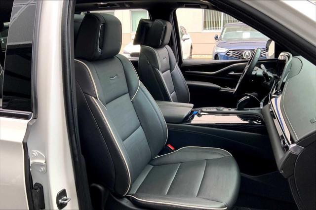 Photo of 2022 Crystal White Tricoat Cadillac Escalade