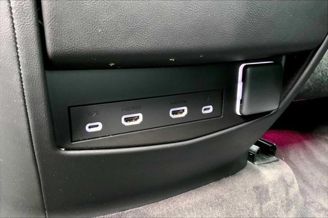 Photo of 2022 Crystal White Tricoat Cadillac Escalade