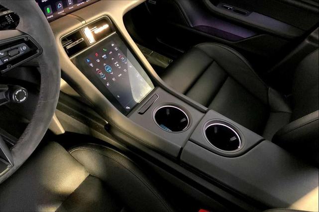 Photo of 2021 Jet Black Metallic Porsche Taycan