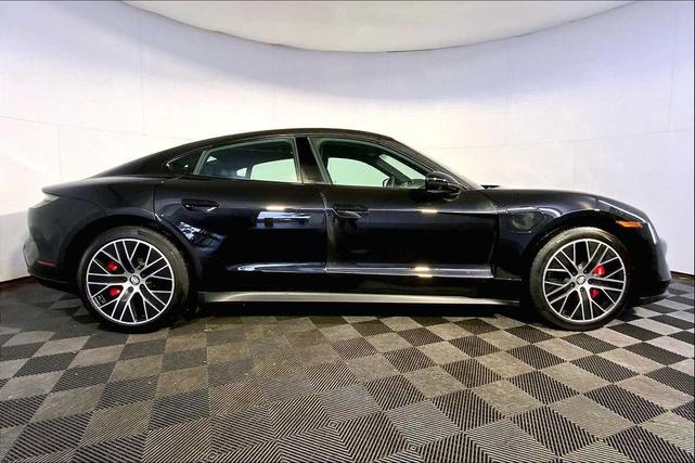 Photo of 2021 Jet Black Metallic Porsche Taycan