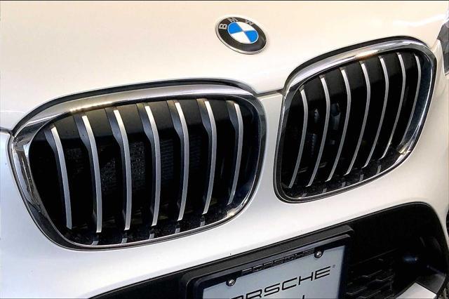Photo of 2018 Mineral White Metallic BMW X1