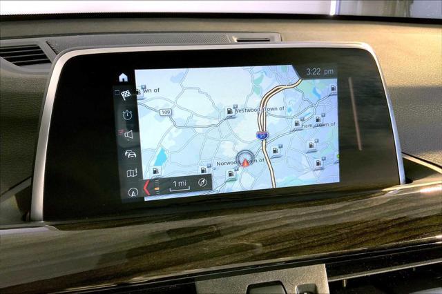 Photo of 2018 Mineral White Metallic BMW X1