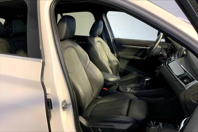 Photo of 2018 Mineral White Metallic BMW X1
