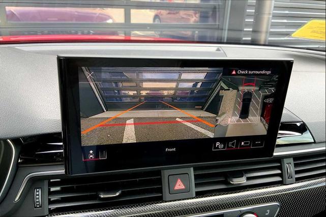 Photo of 2022 Tango Red Metallic/Black Roof Audi S5
