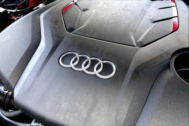 Photo of 2022 Tango Red Metallic/Black Roof Audi S5