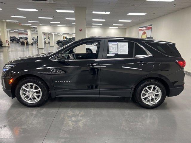 Photo of 2023 Mosaic Black Metallic Chevrolet Equinox