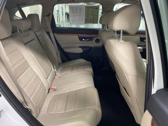 Photo of 2017 White Diamond Pearl Honda CR-V