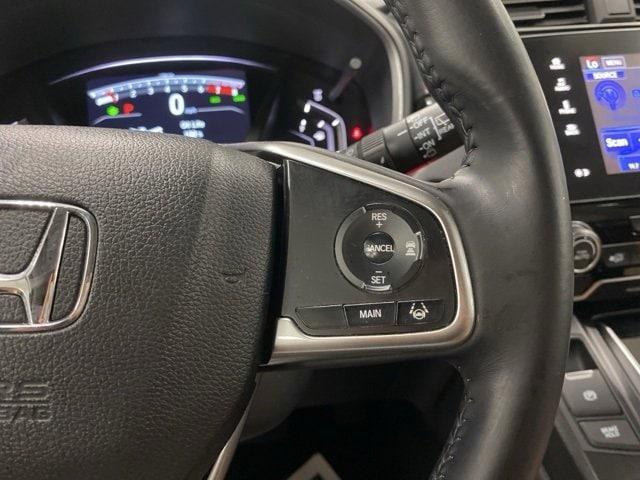 Photo of 2017 White Diamond Pearl Honda CR-V