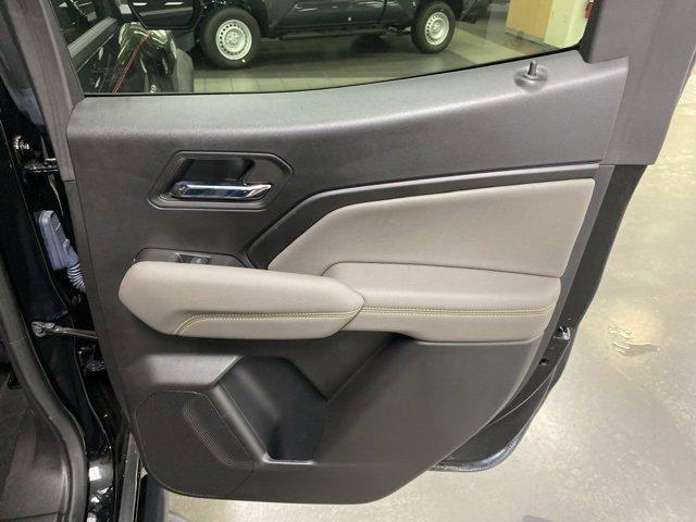 Photo of 2024 Black Chevrolet Colorado