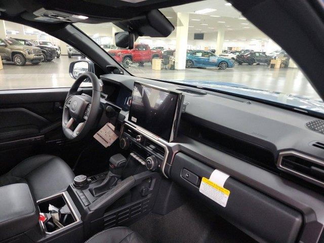 Photo of 2025 Blue Toyota 4Runner