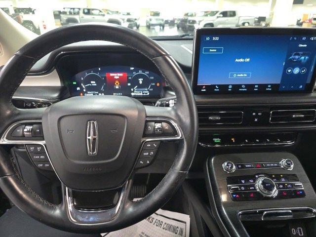 Photo of 2021 Black Lincoln Nautilus